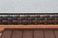 OUTFLEXX Dining Tisch, Braun Marmoriert, Polyrattan, 180 X 100 Cm, Tischplatte Spraystone, 6mm -Warmer Garten 10 20665.jpg