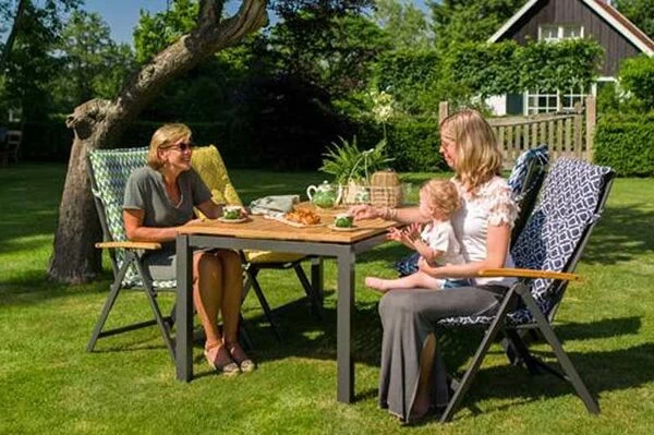 HARTMAN Alice Multipositionssessel, Xerix/schwarz, Alu/4x4 Textilen, Mit FSC Teak-Armlehnen 14 HARTMAN Alice Multipositionssessel, Xerix/schwarz, Alu/4x4 Textilen, Mit FSC Teak-Armlehnen – Bild 12