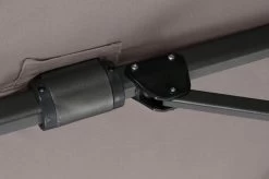 SIENA GARDEN Ampelschirm Sunset N+, Anthrazit / Taupe, Alu/Textil, Ca. 300x300 Cm 29 SIENA GARDEN Ampelschirm Sunset N+, Anthrazit / Taupe, Alu/Textil, Ca. 300x300 Cm -Warmer Garten 13 17164 7.jpg