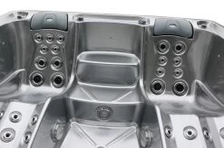 Outtech Steel Art Cetus Whirlpool, Grau/schwarz, 228x214x93 Cm / 1000L, 4 Pers., LED Corner Light, LCD Balboa Anzeige, WIFI READY 30 Outtech Steel Art Cetus Whirlpool, Grau/schwarz, 228x214x93 Cm / 1000L, 4 Pers., LED Corner Light, LCD Balboa Anzeige, WIFI READY -Warmer Garten 14 21290.jpg