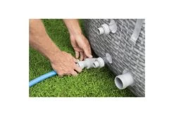 BESTWAY Lay-Z-Spa Honolulu AirJet Whirlpool, Grau (Rattanoptik), TriTech, Ø196x71cm -Warmer Garten 19183 13.jpg