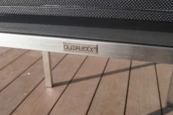 OUTFLEXX Stapelsessel, Schwarz, FSC-Teak / Edelstahl / Textilene, 63x57x93 Cm -Warmer Garten 21670 8.JPG