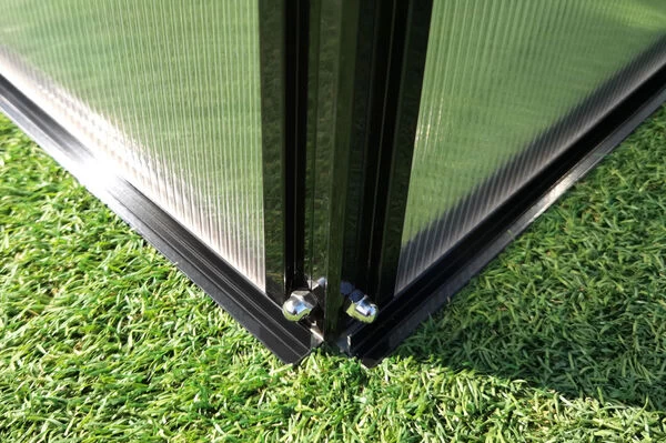 OUTFLEXX Gewächshaus, Schwarz, Alu/Polycarbonat, 120x90x57cm, Pulverbeschichtet 14 OUTFLEXX Gewächshaus, Schwarz, Alu/Polycarbonat, 120x90x57cm, Pulverbeschichtet – Bild 12