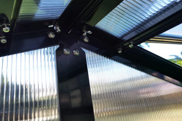 OUTFLEXX Gewächshaus, Schwarz, Alu/Polycarbonat, 120x90x57cm, Pulverbeschichtet 18 OUTFLEXX Gewächshaus, Schwarz, Alu/Polycarbonat, 120x90x57cm, Pulverbeschichtet – Bild 16