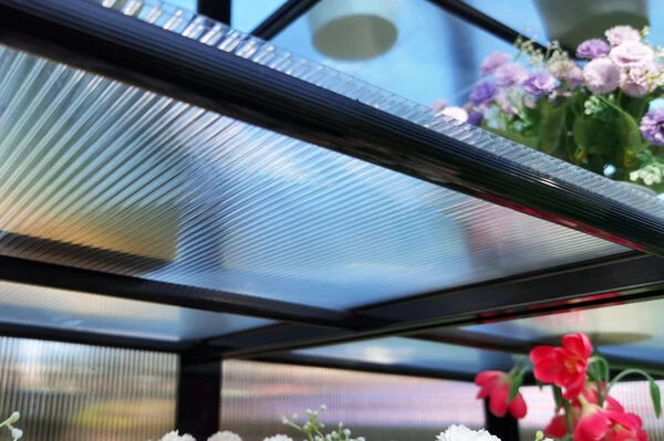 OUTFLEXX Gewächshaus, Schwarz, Alu/Polycarbonat, 111x61x175cm, Pulverbeschichtet 17 OUTFLEXX Gewächshaus, Schwarz, Alu/Polycarbonat, 111x61x175cm, Pulverbeschichtet – Bild 15