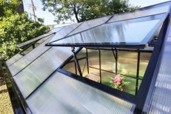 OUTFLEXX Gewächshaus, Schwarz, Alu/Polycarbonat, 433x250x228cm, Pulverbeschichtet 23 OUTFLEXX Gewächshaus, Schwarz, Alu/Polycarbonat, 433x250x228cm, Pulverbeschichtet -Warmer Garten 22280 11.jpg