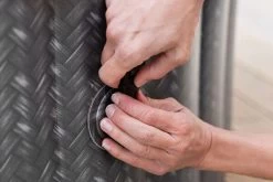 MSPA Comfort Bubble Spa Series Whirlpool, Grau/weiß, Rhino-Tech, Ø204x70 Cm / 930L, Rattanoptik, Inkl. Fernbedienung, Für Bis Zu 6 Personen -Warmer Garten 22481 06.jpg