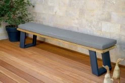 OUTFLEXX Bank, Dark Grey/natur, Alu/recycled FSC®-Teak, 240x100x45cm, Mit Baumkante -Warmer Garten 2 20317.jpg