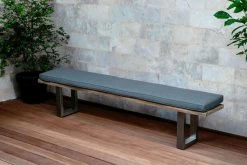 OUTFLEXX Bank, Natur, Edelstahl & Recycled FSC-Teak, 240x40x45cm, Baumkante -Warmer Garten 2 20358.jpg