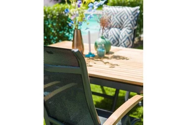 HARTMAN Alice Multipositionssessel, Xerix/schwarz, Alu/4x4 Textilen, Mit FSC Teak-Armlehnen 5 HARTMAN Alice Multipositionssessel, Xerix/schwarz, Alu/4x4 Textilen, Mit FSC Teak-Armlehnen – Bild 3