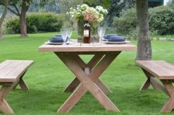 Gartentisch Lincoln Aus Gebürstetem Teakholz Von Ploß -Warmer Garten 3 12783 1.jpg