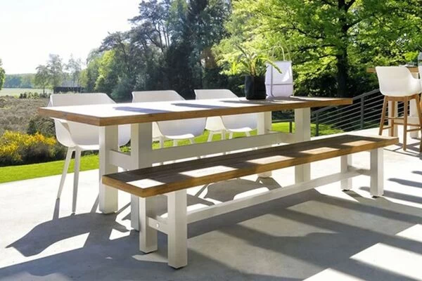 HARTMAN Yasmani Esstisch, Weiß/vintage Brown, Alu/Teak, 240x100cm 5 HARTMAN Yasmani Esstisch, Weiß/vintage Brown, Alu/Teak, 240x100cm – Bild 3