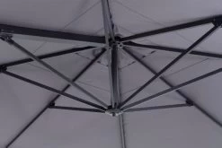 OUTFLEXX Ultimate L Ampelschirm, Anthrazit/grau, Alu/Spuncrylic®, 400x400cm, Inkl. Befüllbarem Schirmständer 10 OUTFLEXX Ultimate L Ampelschirm, Anthrazit/grau, Alu/Spuncrylic®, 400x400cm, Inkl. Befüllbarem Schirmständer -Warmer Garten 3 20365.jpg