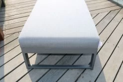 OUTFLEXX Allure Sonnenliege, Flanelle, Alu/Sunbrella, 211 X 74 X 44,5 Cm, Verstellbare Kopfstütze 20 OUTFLEXX Allure Sonnenliege, Flanelle, Alu/Sunbrella, 211 X 74 X 44,5 Cm, Verstellbare Kopfstütze -Warmer Garten 3 20737.jpg