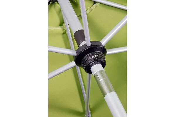 DOPPLER Active Auto Tilt Mittelstockschirm, Fresh Green, Aluminium/Textil, Ø210cm, Höhenverstellbar Knickbar, Mit Kurbel 6 DOPPLER Active Auto Tilt Mittelstockschirm, Fresh Green, Aluminium/Textil, Ø210cm, Höhenverstellbar Knickbar, Mit Kurbel – Bild 4