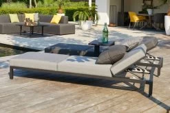 HARTMAN Adam Gartenliege, Flanelle, Alu/Sunbrella, 195x70x30cm, Rückenlehne Verstellbar, Inkl. Kopfkissen -Warmer Garten 4 18732.jpg