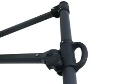 OUTFLEXX Ampelschirm, Anthrazit, Pulverbesch. Aluminium, 250x250cm, Inkl. Plattenständer 19 OUTFLEXX Ampelschirm, Anthrazit, Pulverbesch. Aluminium, 250x250cm, Inkl. Plattenständer -Warmer Garten 8 18354.jpg